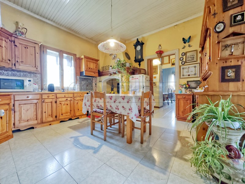 Trilocale in Vendita a Vicenza, 129'000&euro;, 167 m², con Box