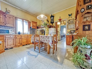 Trilocale in Vendita a Vicenza, 129'000&euro;, 167 m², con Box