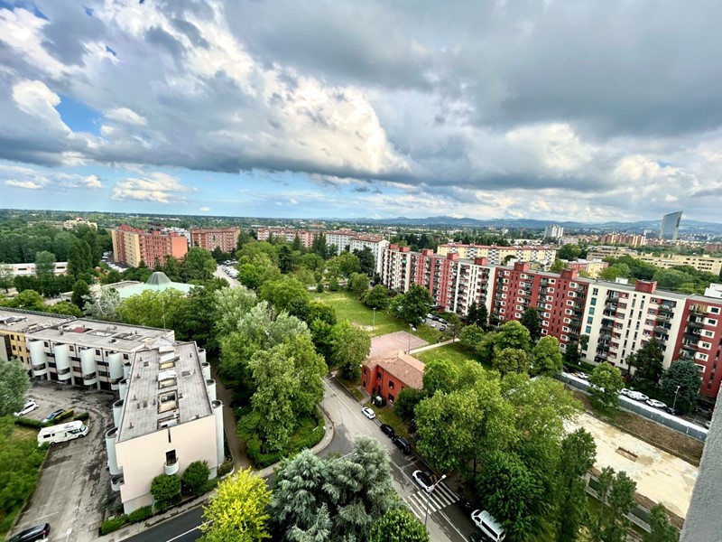 Quadrilocale in Vendita a Bologna, zona Pilastro, 245'000&euro;, 94 m², arredato