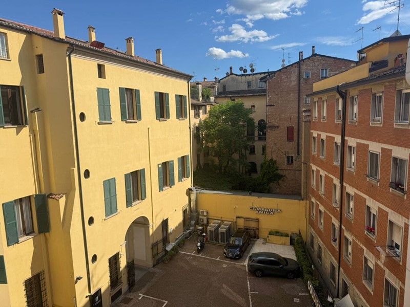 Quadrilocale in Affitto a Bologna, zona Centro Storico, 1'500&euro;, 85 m²