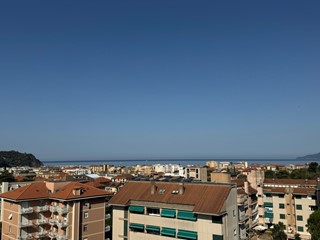 Trilocale in Vendita a Sestri Levante, zona comodo ai servizi, 280'000&euro;, 84 m²