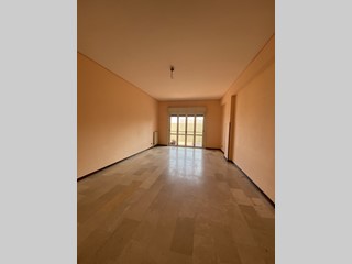 Appartamento in Affitto a Reggio Calabria, 500&euro;, 180 m²