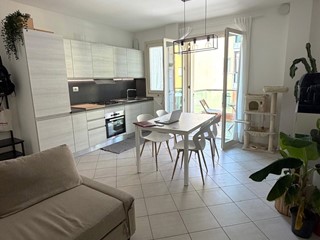 Bilocale in Vendita a Trecastelli, zona Ponte Rio, 120'000&euro;, 55 m², con Box