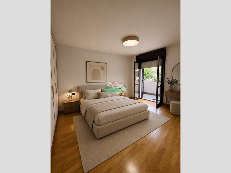 Trilocale in Vendita a Ravenna, 199'000&euro;, 80 m², con Box