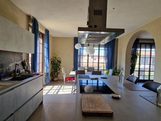 Appartamento in Vendita a Cascina, zona San Frediano a Settimo, 420'000&euro;, 161 m²