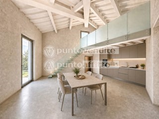 Attico in Vendita a Lucca, zona San Marco, 550'000&euro;, 180 m²