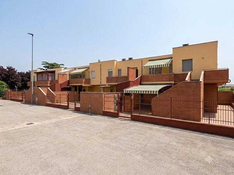 Trilocale in Vendita a Santa Marinella, 66'938&euro;, 55 m²