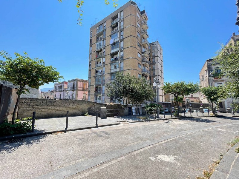 Bilocale in Vendita a Torre Annunziata, 80'000&euro;, 60 m²