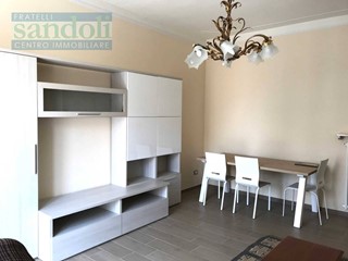 Trilocale in Affitto a Vercelli, 650&euro;, 90 m²