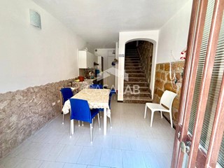 Trilocale in Affitto a Cinisi, 2'000&euro;, 122 m²