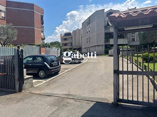 Quadrilocale in Vendita a Roma, 329'000&euro;, 115 m²