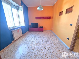 Trilocale in Affitto a Pomigliano d'Arco, 700&euro;, 75 m², arredato
