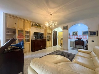 Quadrilocale in Vendita a Livorno, 269'000&euro;, 100 m², arredato, con Box