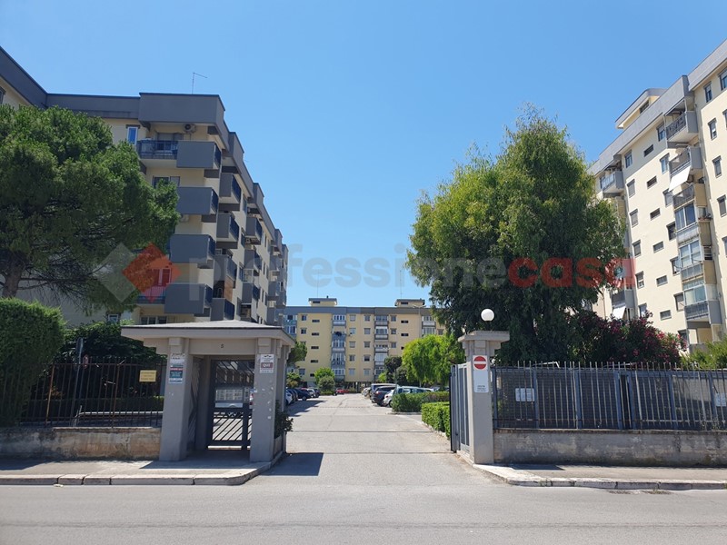 Quadrilocale in Vendita a Bari, 235'000&euro;, 108 m²