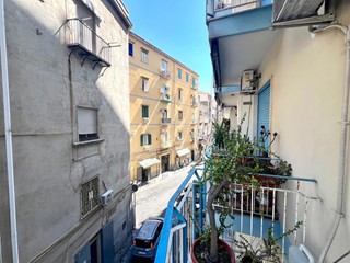 Quadrilocale in Vendita a Napoli, 330'000&euro;, 94 m²