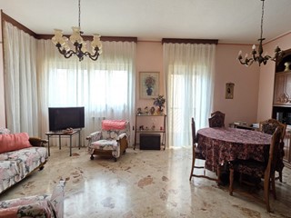 Quadrilocale in Vendita a Milazzo, 85'000&euro;, 127 m²