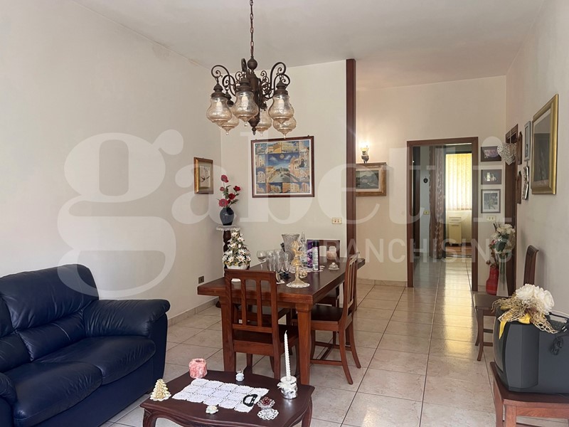 Quadrilocale in Vendita a Terni, 125 m²