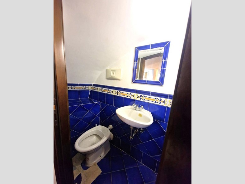 Quadrilocale in Affitto a Napoli, 1'300&euro;, 110 m²