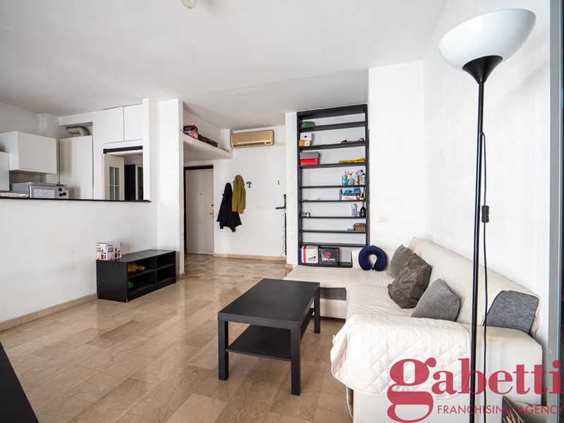 Trilocale in Affitto a Milano, 770&euro;, 98 m², arredato