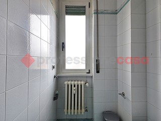 Bilocale in Vendita a Milano, 180'000&euro;, 48 m², arredato