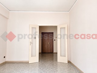 Trilocale in Vendita a Portici, 225'000&euro;, 85 m²