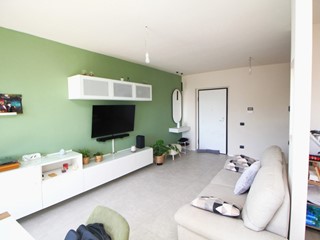 Trilocale in Vendita a Legnano, 197'000&euro;, 100 m², con Box