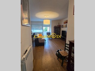 Appartamento in Affitto a Livorno, 1'700&euro;, 143 m², arredato