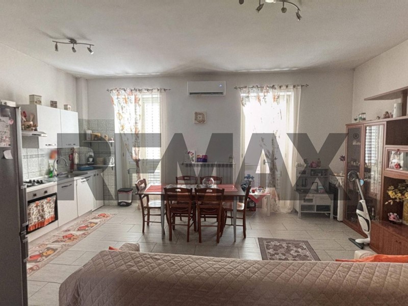 Trilocale in Vendita a Mattinata, 78'000&euro;, 73 m²