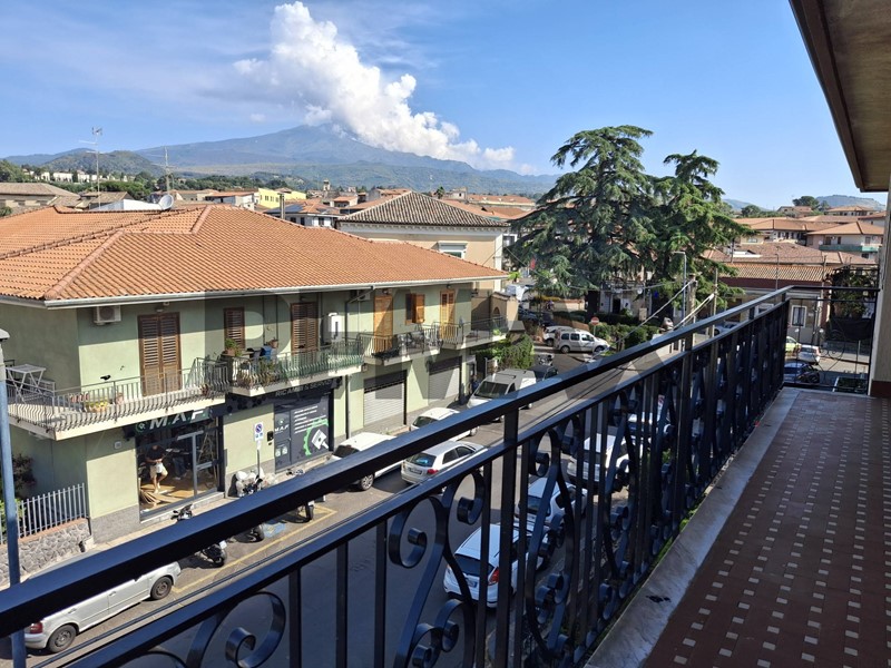Quadrilocale in Affitto a Pedara, 550&euro;, 120 m²