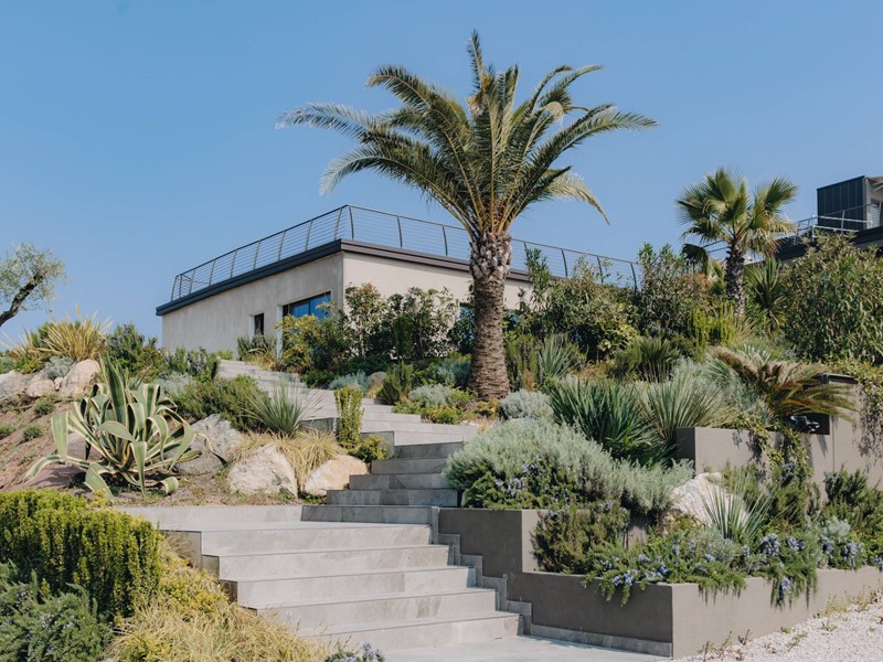 Attico in Vendita a Padenghe sul Garda, 533 m²