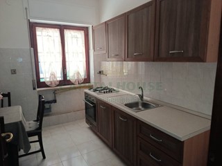 Trilocale in Affitto a Caserta, 700&euro;, 110 m²