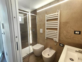 Bilocale in Affitto a Napoli, 1'200&euro;, 40 m², arredato