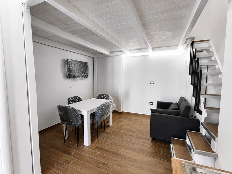 Bilocale in Affitto a Napoli, 1'200&euro;, 40 m², arredato