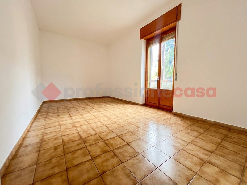 Appartamento in Vendita a Verona, 215'000&euro;, 140 m²