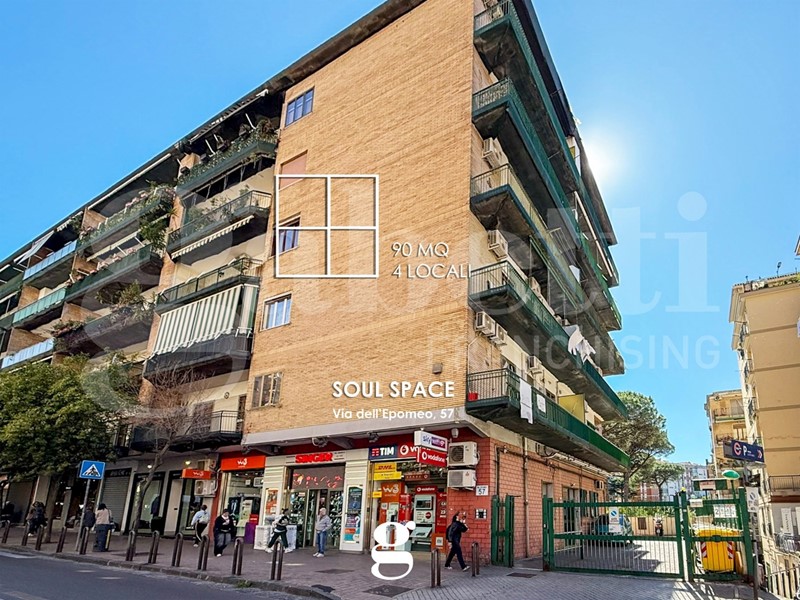 Quadrilocale in Vendita a Napoli, 347'000&euro;, 90 m²