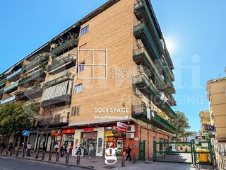Quadrilocale in Vendita a Napoli, 347'000&euro;, 90 m²