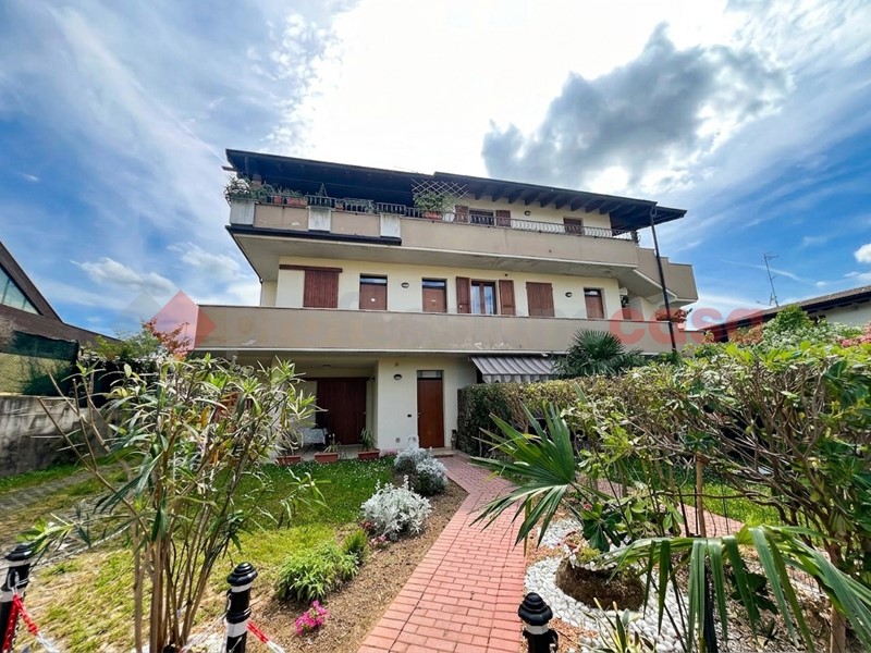 Bilocale in Vendita a Desenzano del Garda, 220'000&euro;, 60 m²