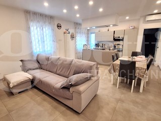 Quadrilocale in Vendita a Napoli, 280'000&euro;, 110 m²