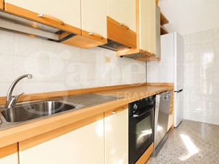 Bilocale in Vendita a Bologna, 205'000&euro;, 61 m², arredato, con Box
