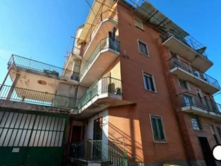 Quadrilocale in Vendita a Caluso, 25'350&euro;, 104 m²