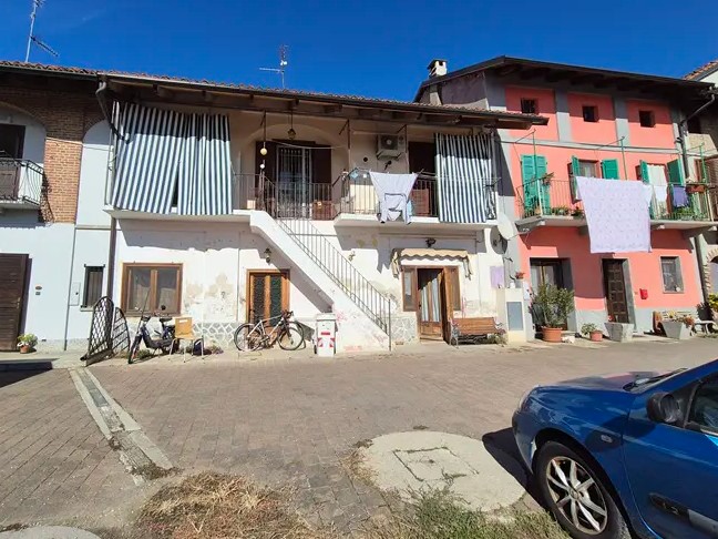 Trilocale in Vendita a Carignano, 31'494&euro;, 90 m²