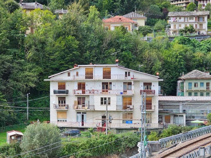 Appartamento in Vendita a Mezzenile, 15'300&euro;, 119 m²