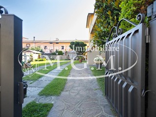Appartamento in Vendita a Castelfranco di Sotto, 280'000&euro;, 125 m², con Box