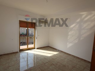Appartamento in Vendita a Fiumefreddo di Sicilia, 87'000&euro;, 132 m²