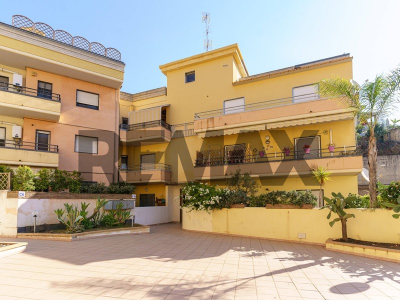 Trilocale in Vendita a San Gregorio di Catania, 187'000&euro;, 101 m²