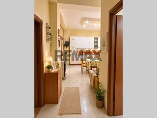 Quadrilocale in Vendita a Acquedolci, 70'000&euro;, 75 m²