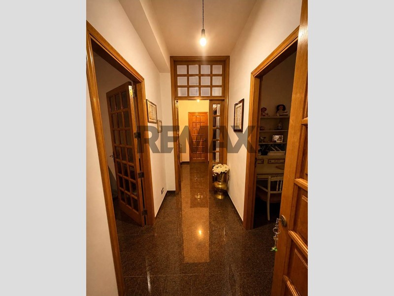 Appartamento in Vendita a Acquedolci, 85'000&euro;, 100 m²