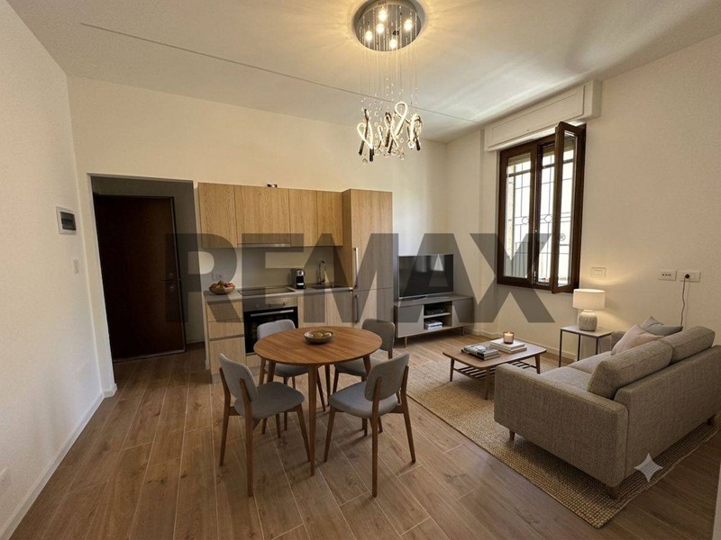 Bilocale in Vendita a Milano, 180'000&euro;, 40 m²