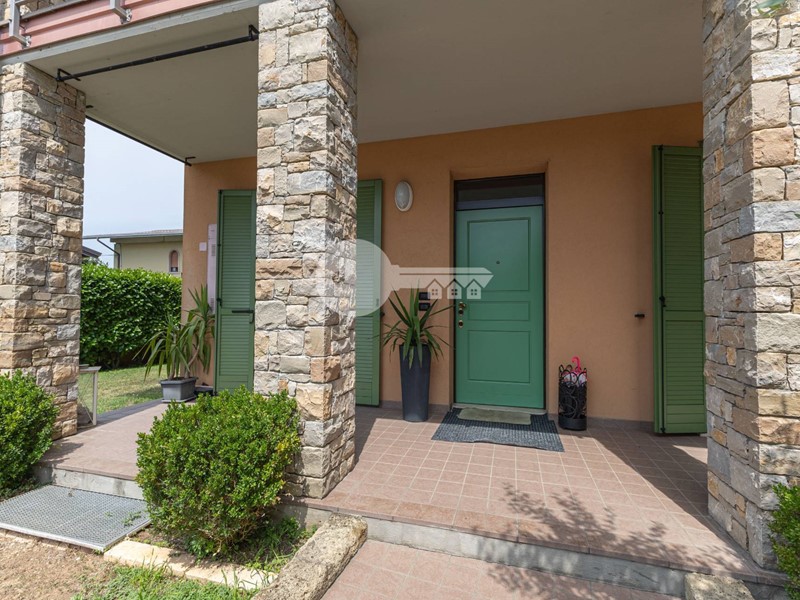 Quadrilocale in Vendita a Ghedi, 275'000&euro;, 137 m²