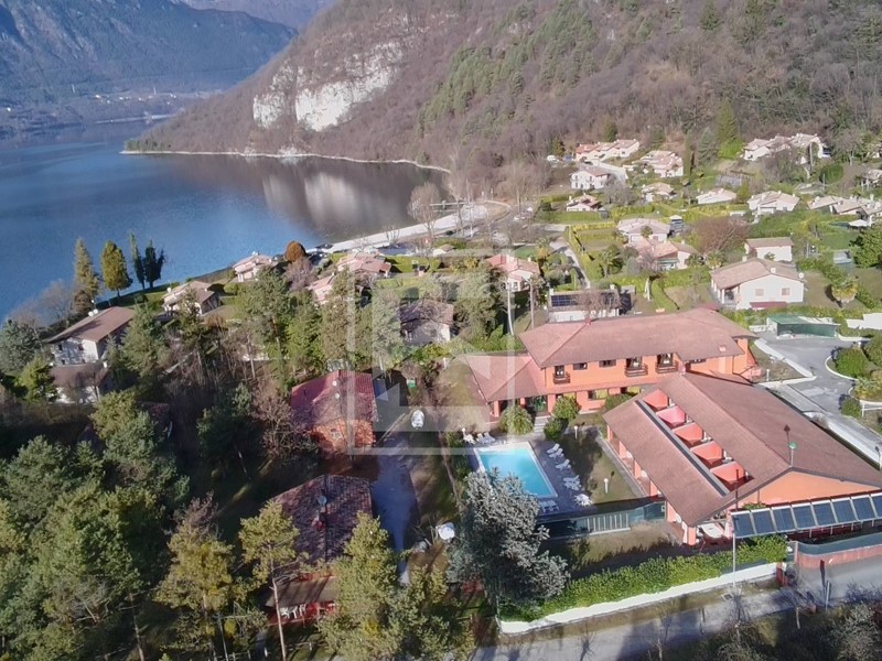 Appartamento in Vendita a Idro, 1'400'000&euro;, 1800 m²